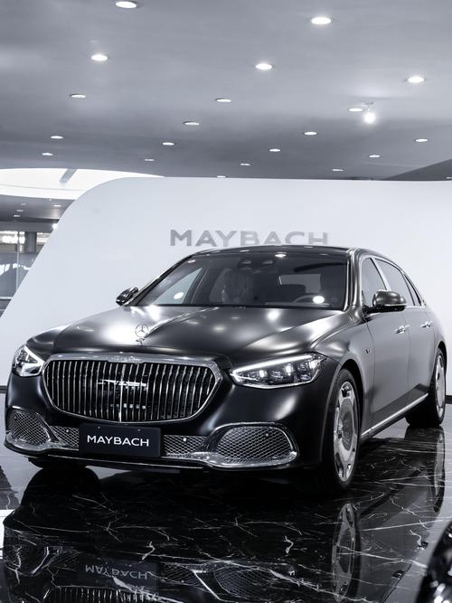 佛山201岚图汽车的售后服务让用户无忧出行，迈巴赫未来的豪华车趋势